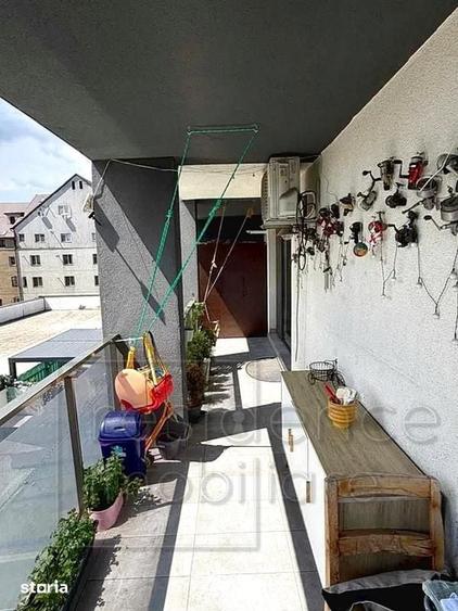 Apartament cu 2 camere semidecomandat, mobilat în Iris — fotografia 3