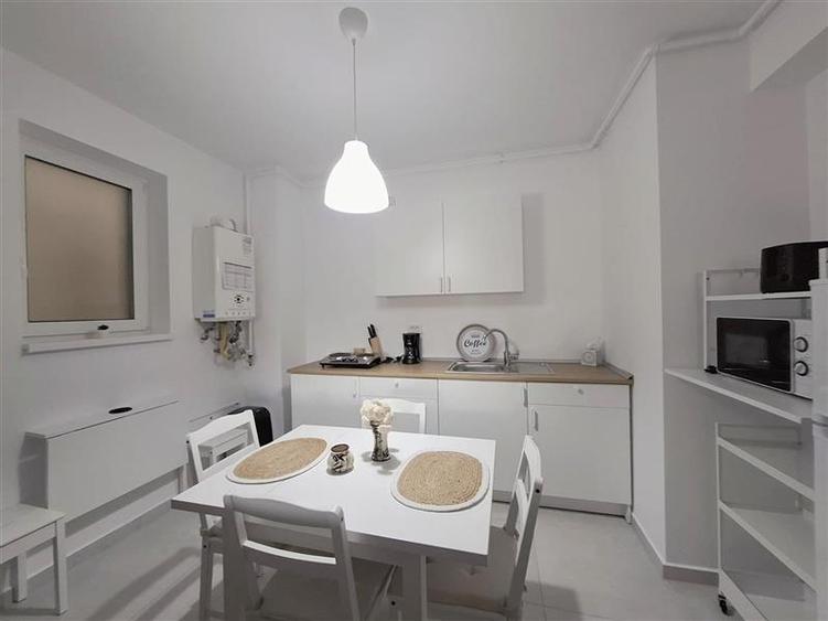 Garsonieră decomandată, mobilată în Blașcovici