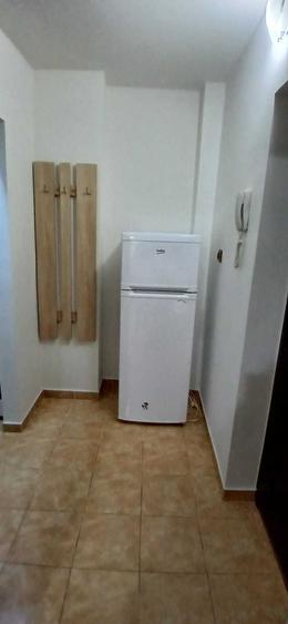 Apartament de inchiriat langa scoala 7,et 1 ,toate utilitatile - 6