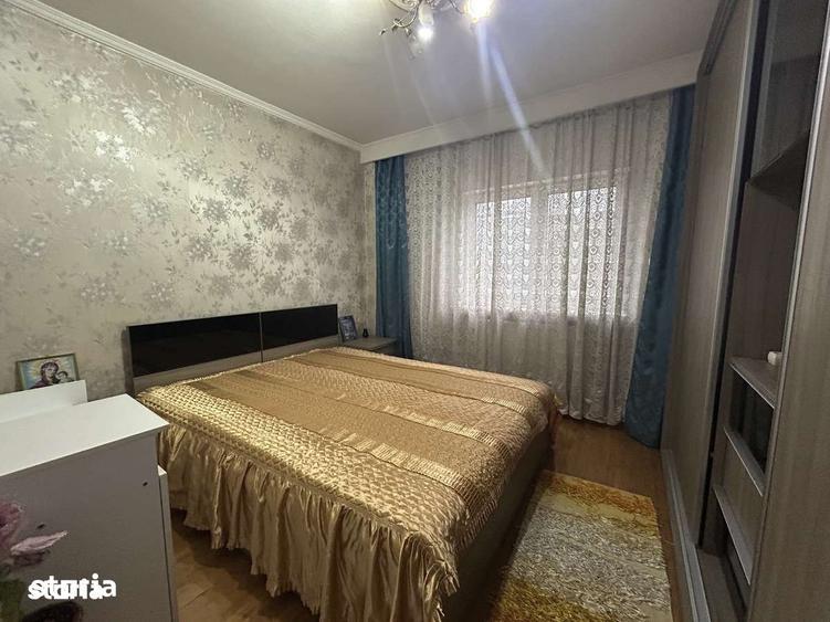 Apartament cu 3 camere decomandat în Prundu