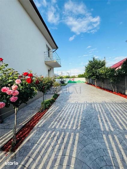Casă cu 4 camere cu Teren 400 Mp în Utvin