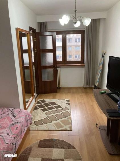 Garsonieră decomandată în Central