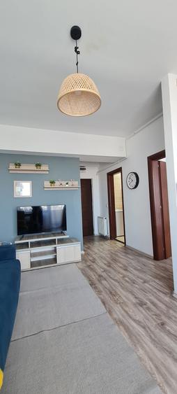 Apartament cu 2 camere semidecomandat în Mamaia