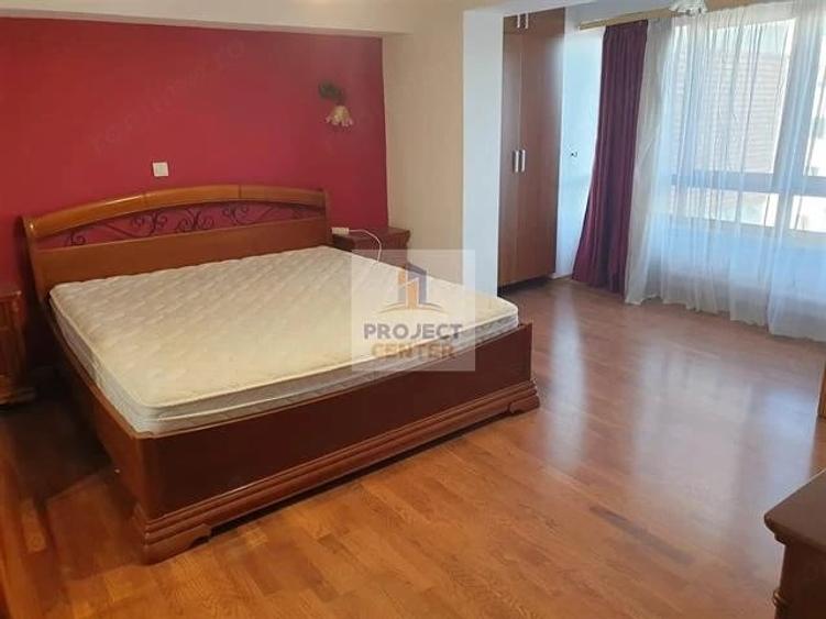 Apartament cu 3 camere decomandat în Ultracentral