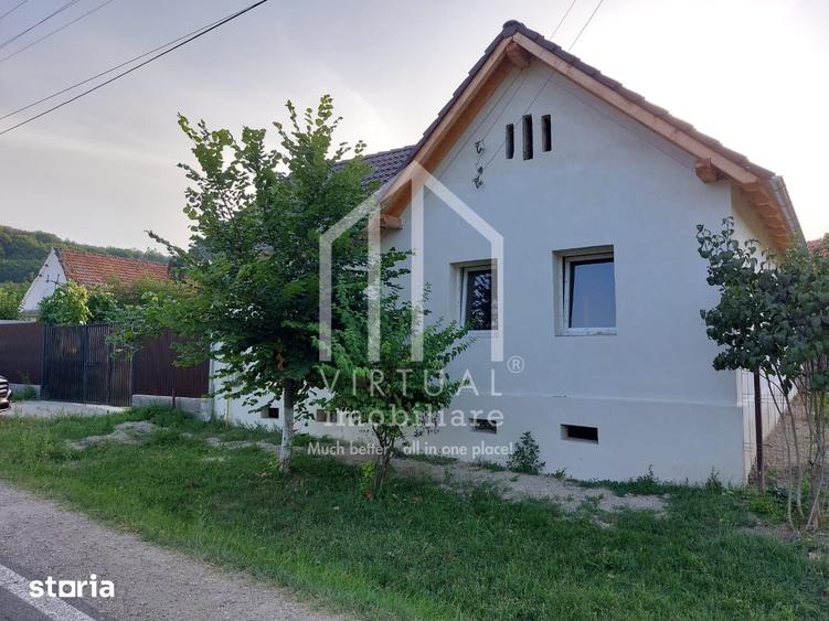 Casă cu 3 camere cu Teren 570 Mp în Slimnic