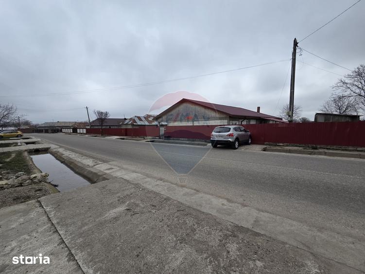 Casă cu 3 camere cu Teren 1000 Mp în Țifești