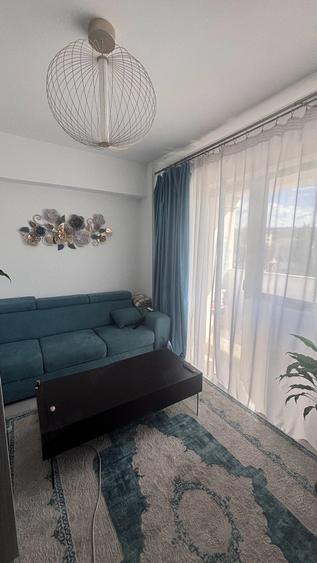 Apartament cu 3 camere decomandat în Ostroveni