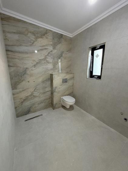 Casă cu 4 camere în Popoveni