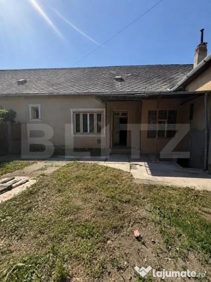 Casa de vanzare ideala pentru locuin?a, cabinete sa - 1