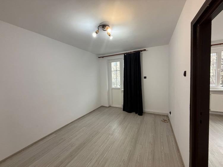 Apartament cu 2 camere semidecomandat în Centru Vechi