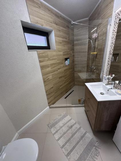Casă cu 3 camere cu Teren 500 Mp în Exterior Vest