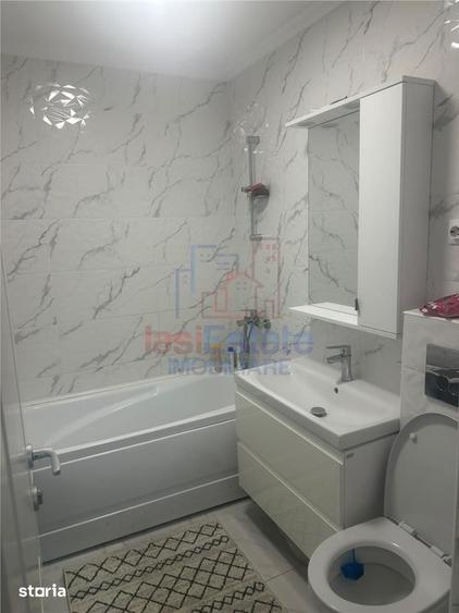Apartament cu 3 camere decomandat în Canta