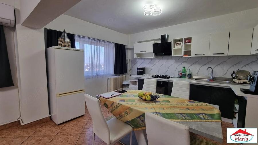Apartament cu 5 camere în Soarelui