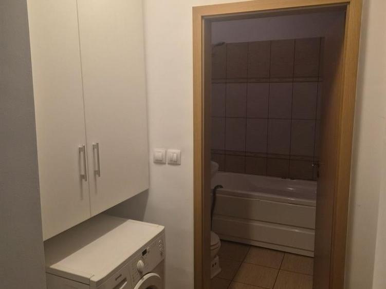 Apartament cu 2 camere semidecomandat în Brazda lui Novac
