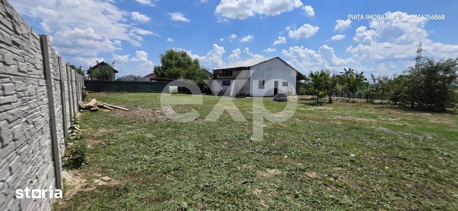 Casă cu 6 camere cu Teren 1438 Mp în Răcari