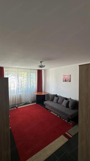 3 camere decomandat, 10 min metrou 1 Decembrie, etaj 3 - 6