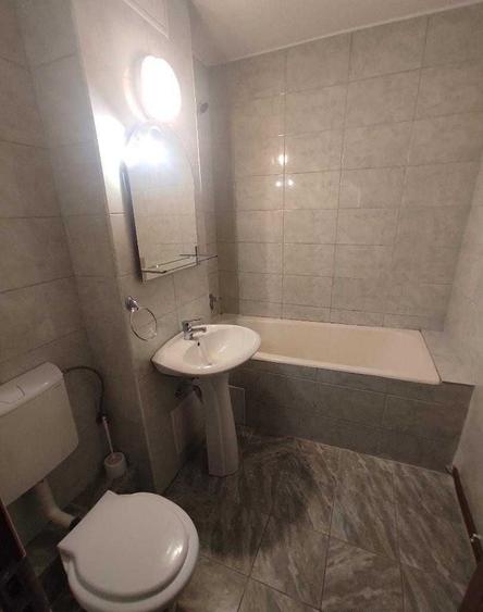 Apartament cu 2 camere decomandat în Dosu Bricii