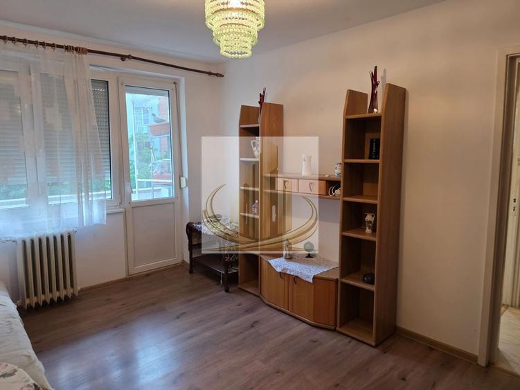 Apartament cu 2 camere semidecomandat, mobilat în Tipografilor