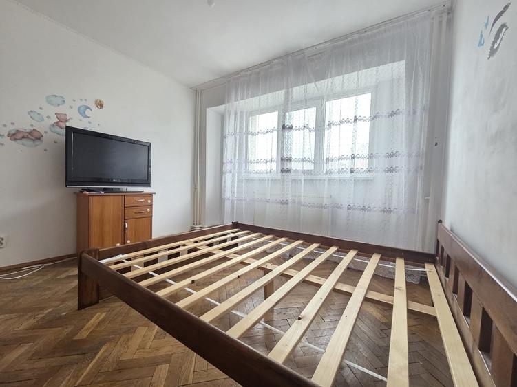 Apartament cu 2 camere decomandat în Mazepa 2