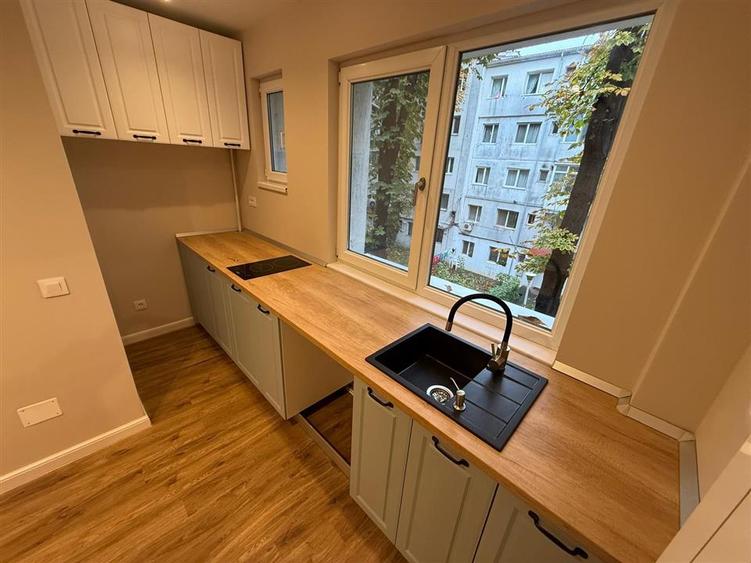 Apartament cu 2 camere nedecomandat în Tătărași
