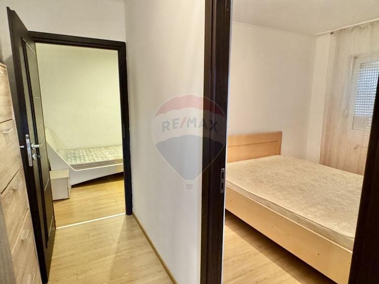 Apartament cu 2 camere semidecomandat în Nufărul