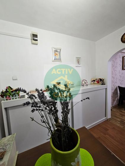 Apartament cu 2 camere semidecomandat în Est