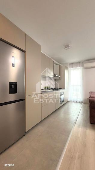 Apartament cu 3 camere semidecomandat, mobilat în Lipovei