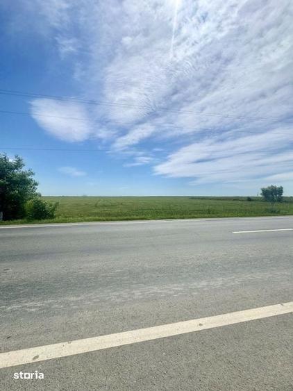 Teren de 18416 mp, în Central