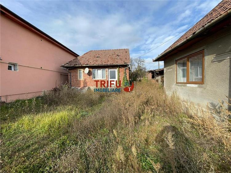 Casă individuală cu 3 camere cu Canalizare în Cricău