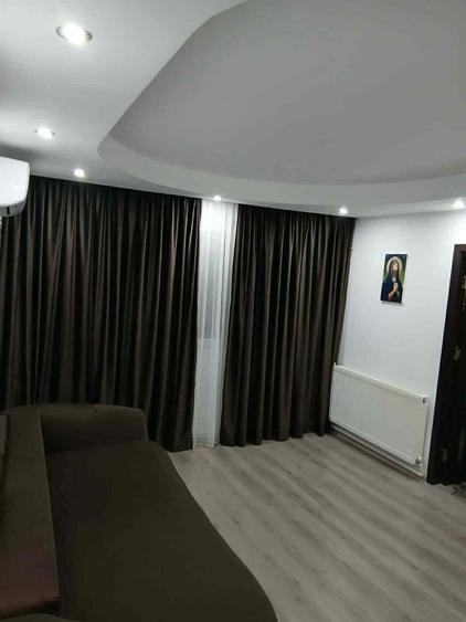 Apartament cu 2 camere semidecomandat în Micro 11