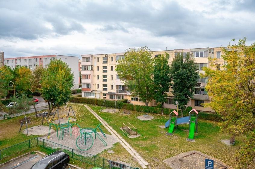 Garsonieră semidecomandată, mobilată în Craiter