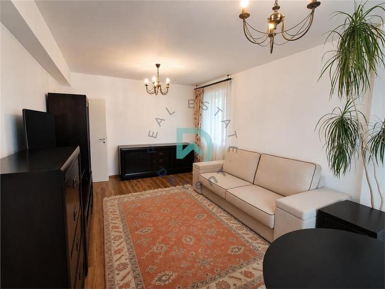Apartament cu 3 camere decomandat în Avantgarden