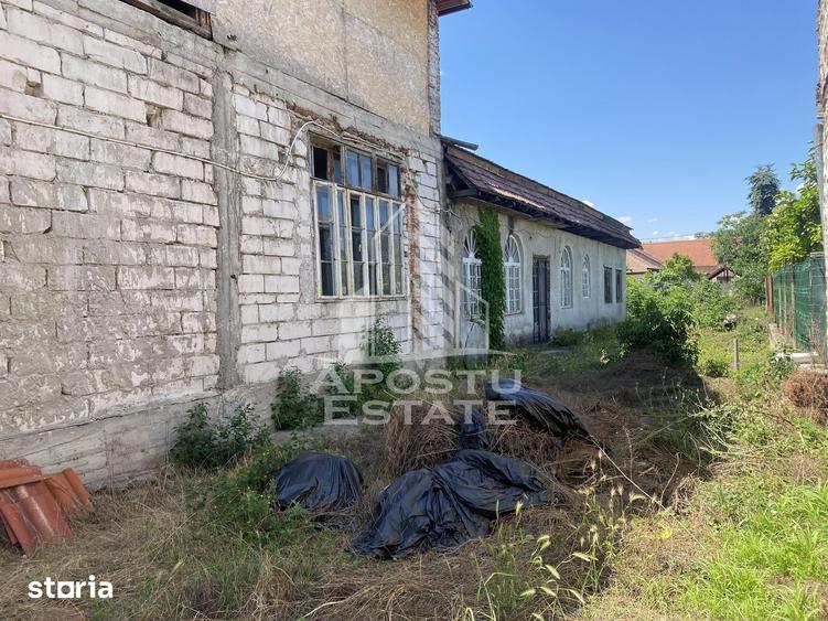 Casă cu 3 camere cu Teren 652 Mp în Elisabetin