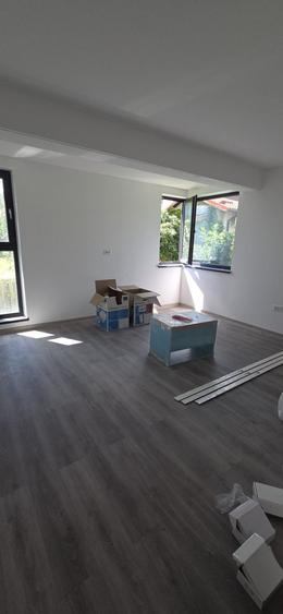 Apartament cu 2 camere decomandat în Trivale