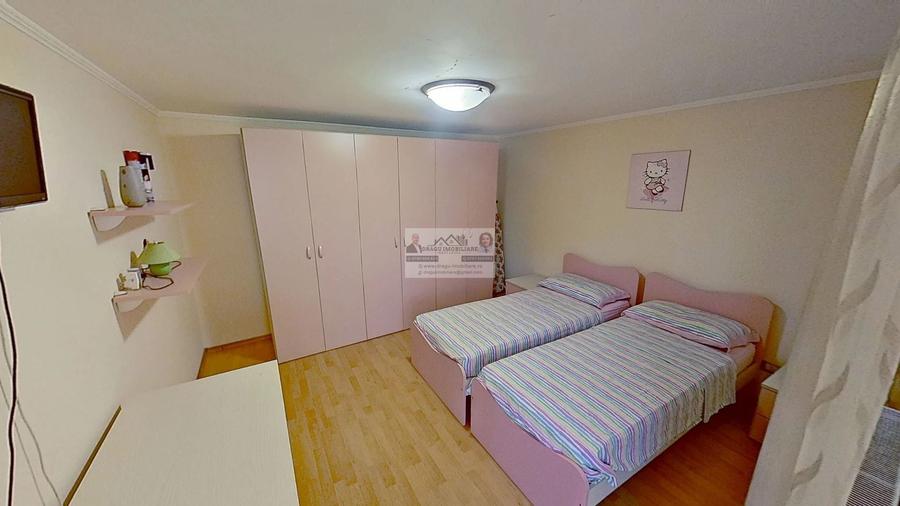 Casă individuală cu 3 camere cu Canalizare în Păunești