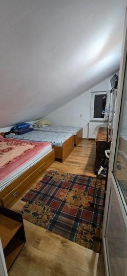 Casă cu 3 camere cu Teren 300 Mp în Central