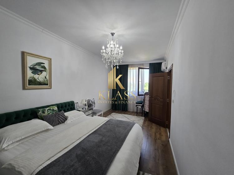 Casă individuală cu 8 camere cu Teren 418 Mp în Ștefăneștii de Jos