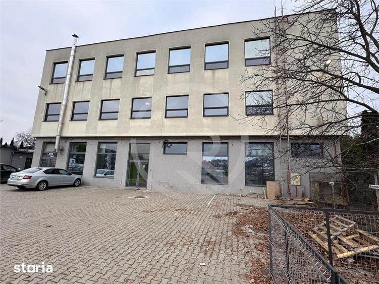 Spațiu comercial, de 1,200 mp, în Florești