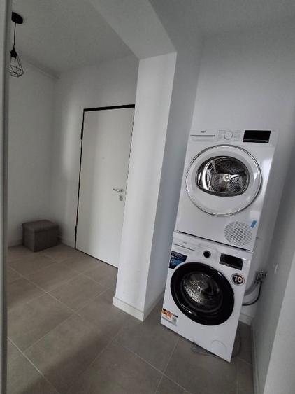 Apartament cu 2 camere decomandat, mobilat în Prelungirea Ghencea