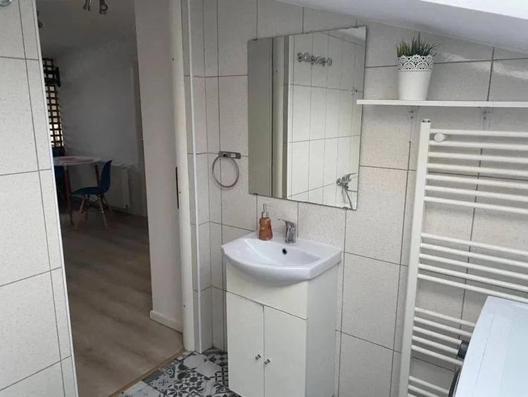 Apartament cu 3 camere decomandat în Unirii