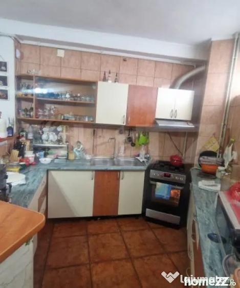 Casa in Centru Civic 4 camere , D +P+ E , PLUS SPATIU COMERC - 17