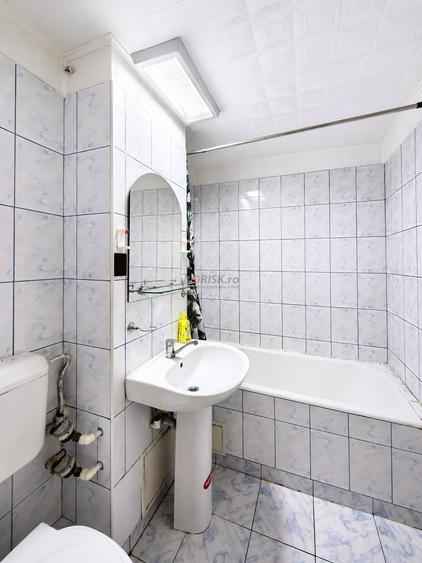 Apartament cu 3 camere decomandat, mobilat în Drumul Taberei