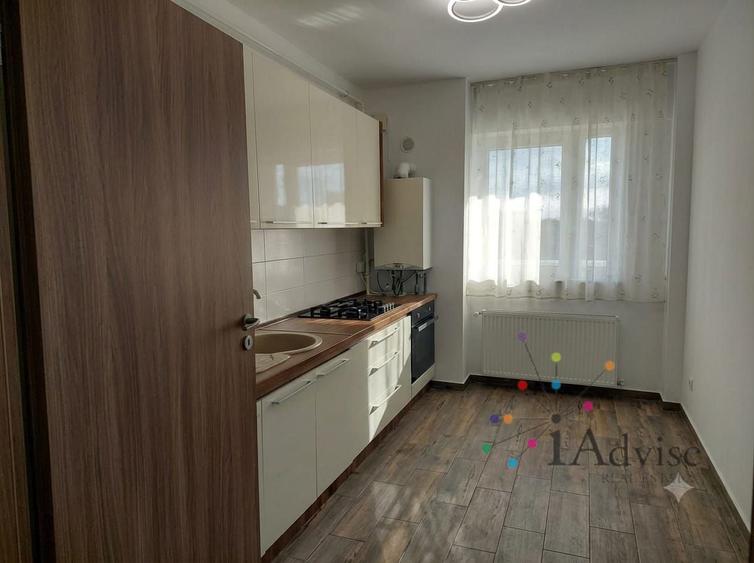 Apartament cu 2 camere decomandat în Răcădău