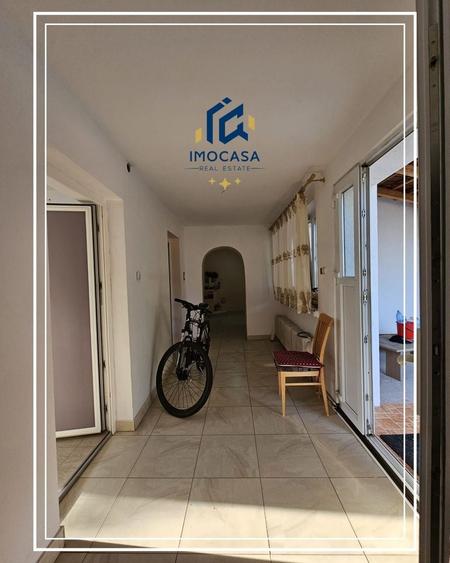 Casă individuală cu 4 camere cu Canalizare în Mocrea
