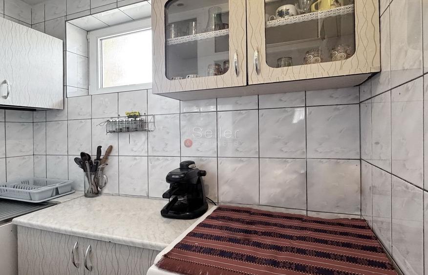Apartament cu 3 camere decomandat, mobilat în Astra
