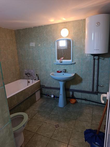 Casă individuală cu 5 camere cu Teren 830 Mp în Maglavit