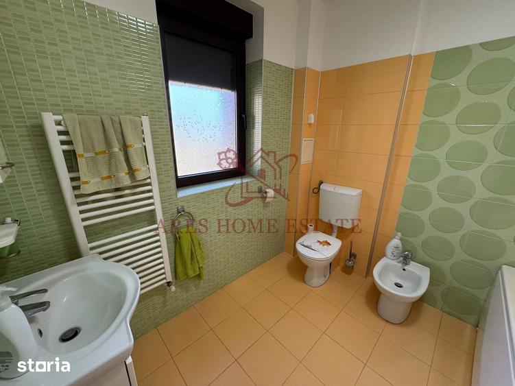 Casă cu 6 camere cu Teren 947 Mp în Giarmata