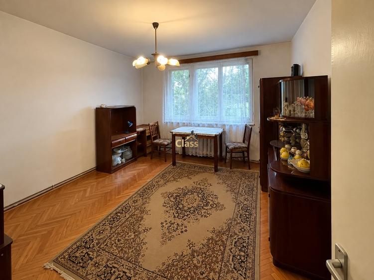 Apartament cu 3 camere decomandat, mobilat în Gheorgheni