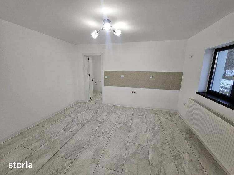 Casă cu 3 camere cu Teren 2477 Mp în Băiculești