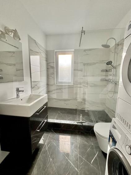 Duplex cu 5 camere cu Canalizare în Dumbrăvița